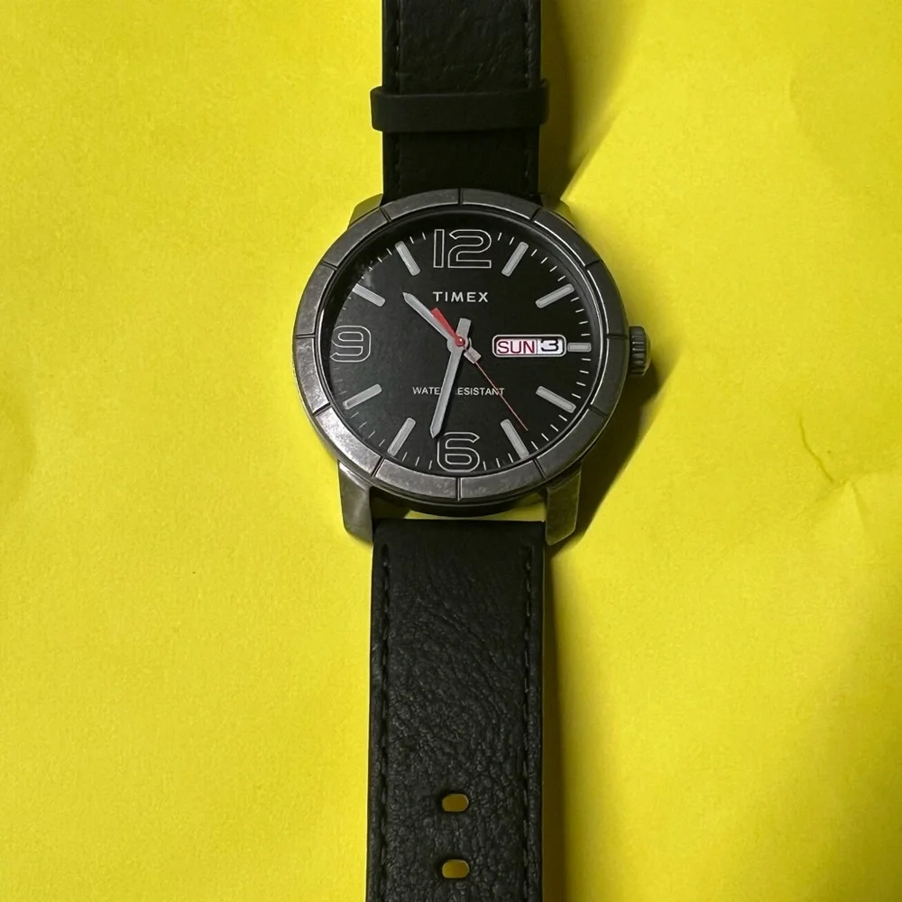 Timex‎ TW2T72600 Men's Black Leather Strap Black Dial Analog Watch